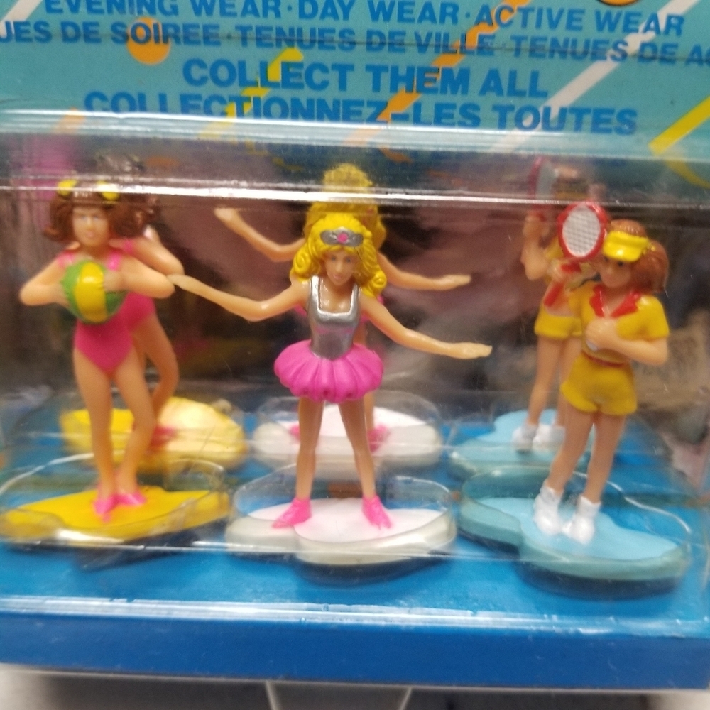 Beach Volleyball Ballerina Tennis Player Toy Doll Figures - Picture 4 of 15